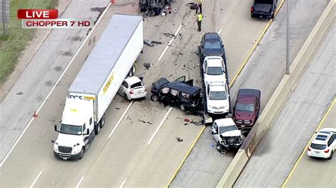 Semi-truck fire shuts down portion of I-294 in Willow Springs